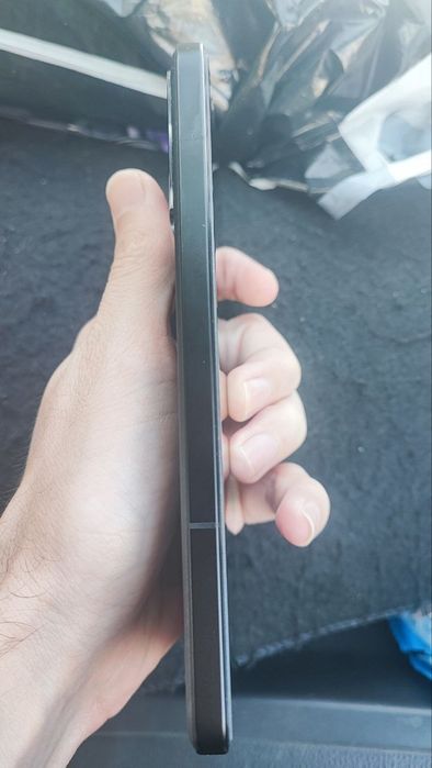 Poco f6 pro 12-256 Гб