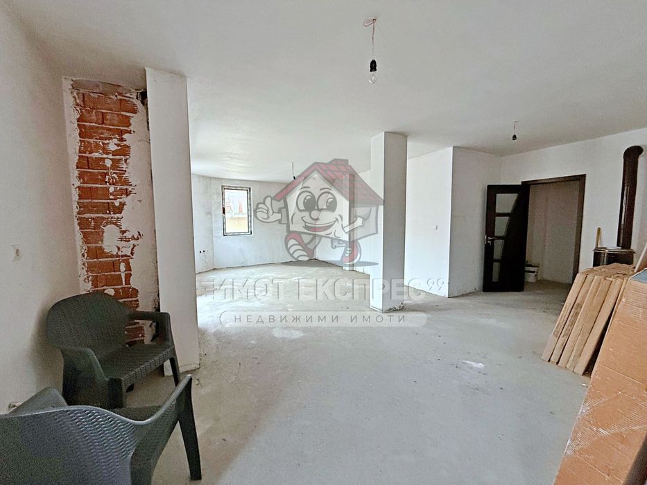 Продава се Тристаен апартамент в Асеновград - 125 кв.м за 908 €/кв.м - Снимка #3