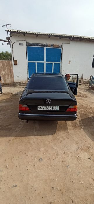 Мерседес бенз 124