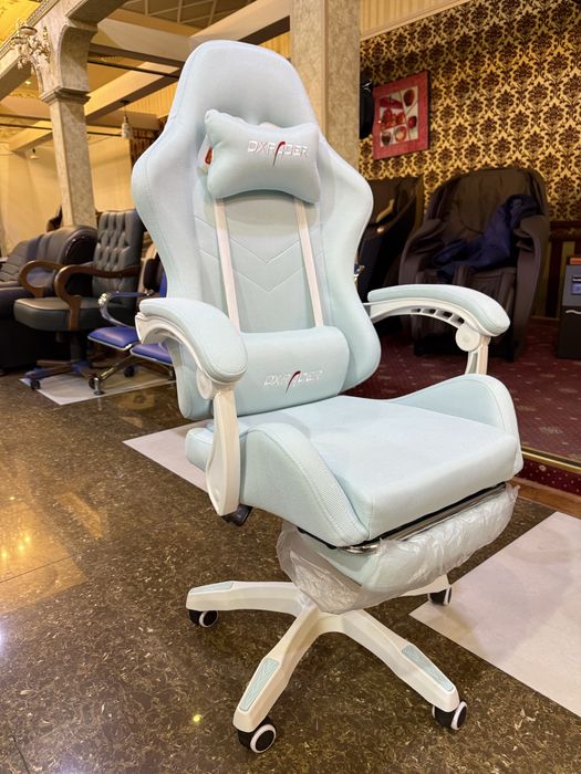 Игровое кресло Dxracer