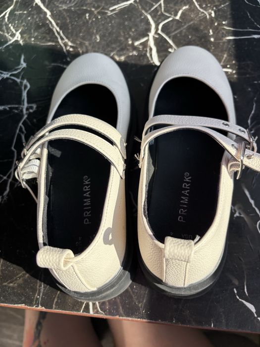 Mocasini 36.Merg si la 35
