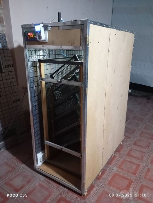 Продаётся инкубатор на 520 яиц