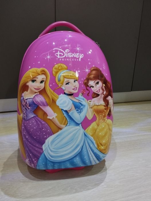 Дисни куфар с принцеси