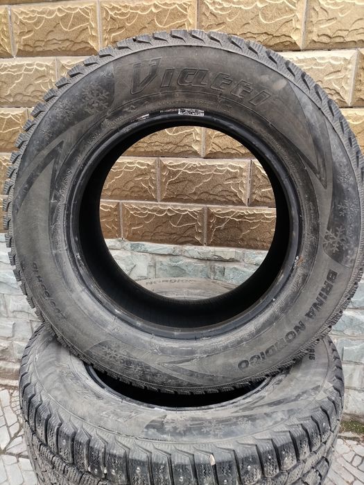 Продам шины 205 /65/R15