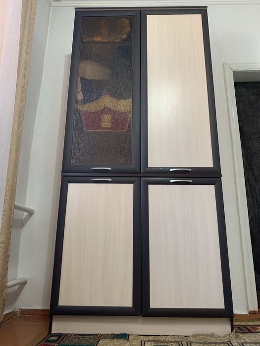 Шкаф для посуды , вместительный