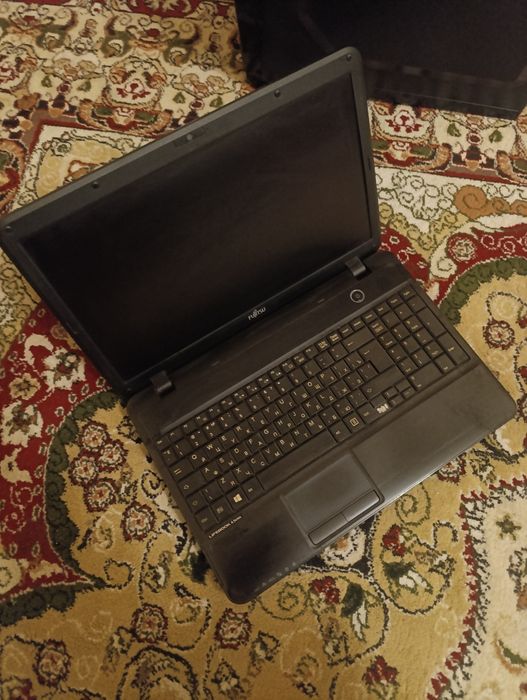 Продам ноутбук FUJITSU