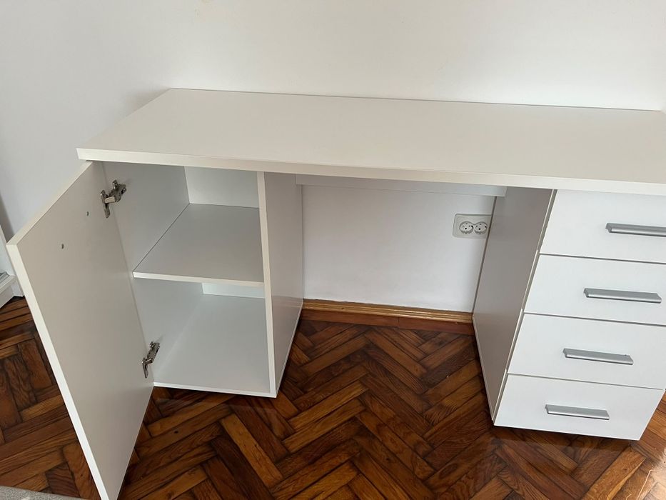Masa birou alba 135x50x75,50cm