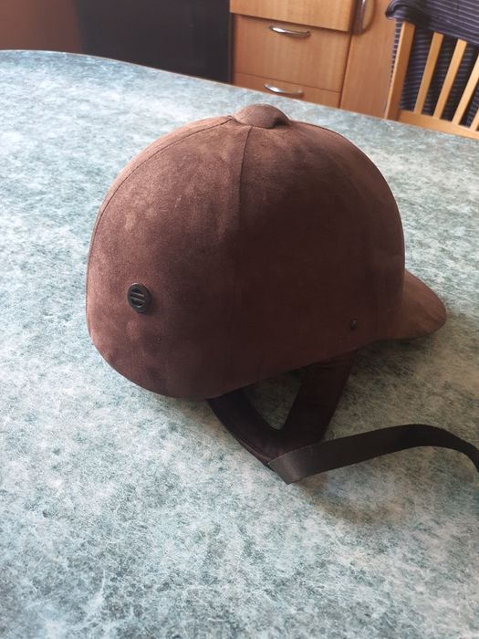 Шлем для верховой езды