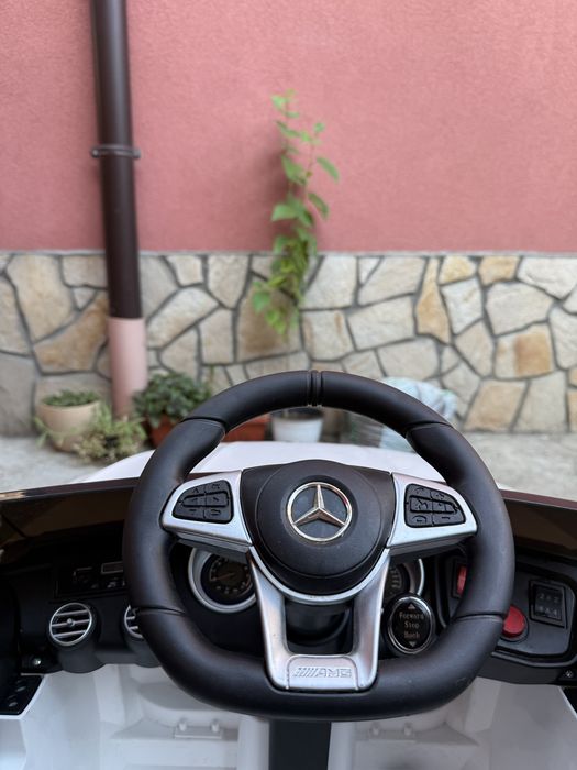 Акумулаторма кола Mercedes