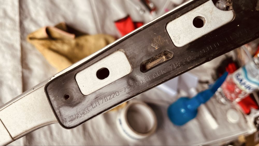 Греди за таван Suzuki SX4