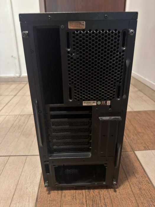 Carcasa Corsair Carbide 275Q