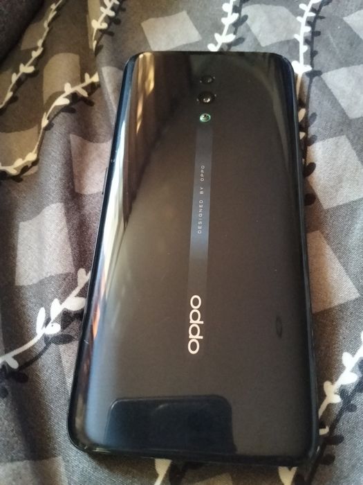 OPPO  Рено  в отличном состоянии