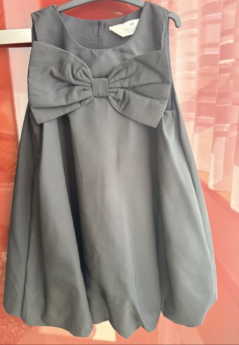 Rochita H&M, marime 6-7 ani