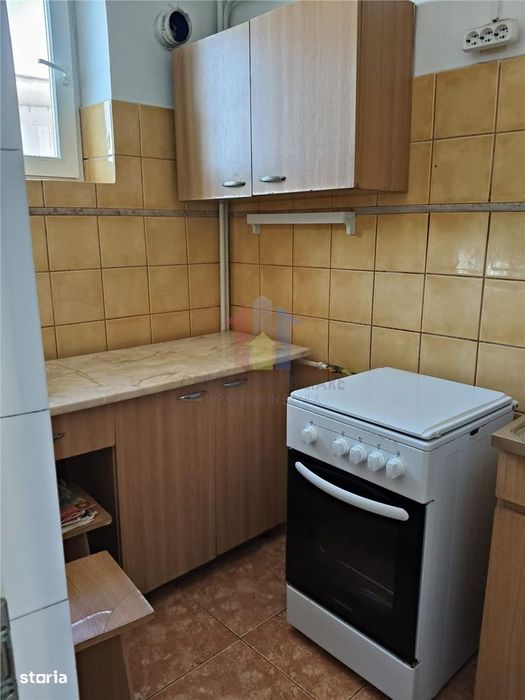 VIDEO! 30 mp Garsoniera zona Hipodrom-Capatul lui 2, etaj 3
