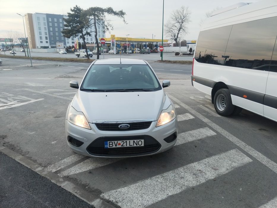 Vând ford focus 1.6 benzina 2008