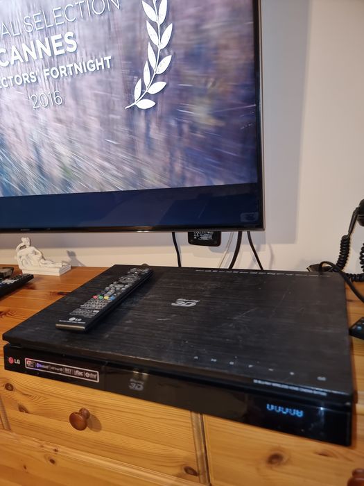 Dvd Blu-ray 3 D Home Cinema LG in stare  de functionare