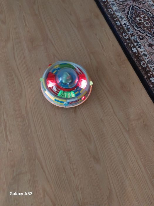 Jucarie veche,spatiala, ME 780 farfurie zburătoare,  China