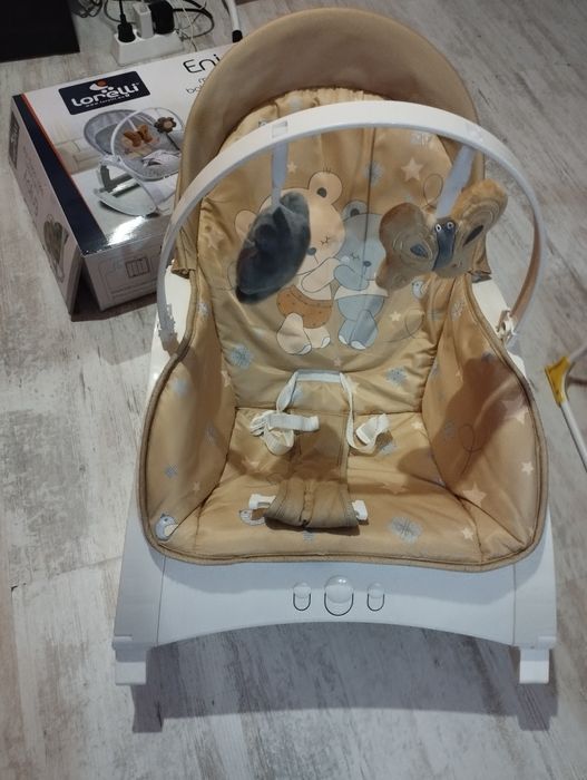 Детски шезлонг и столче за хранене