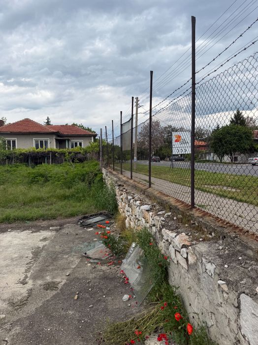 Къща 200 кв. с Двор 1 дк в с. Главиница, Пазарджик