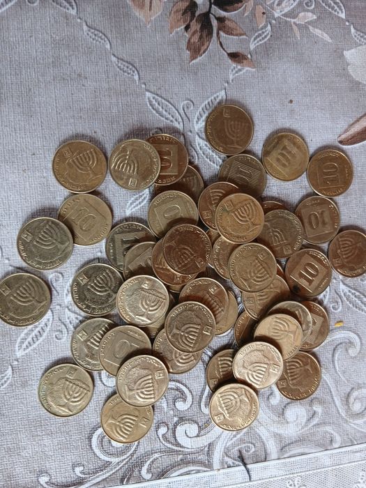 Nasturi metalici aurii vechi