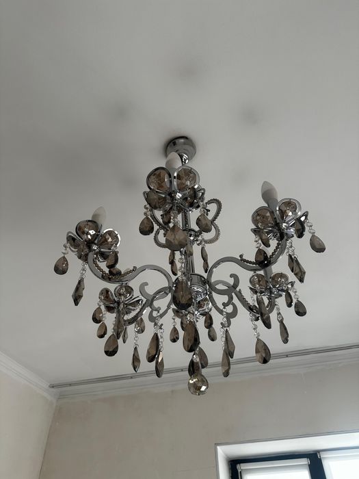 Продам Люстру б/у