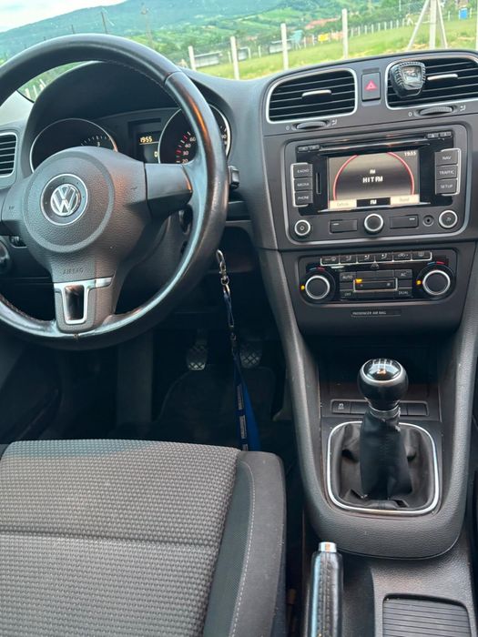 VOLKSWAGEN Golf 2010 — imagine 4