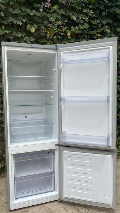 Срочно продам холодильник