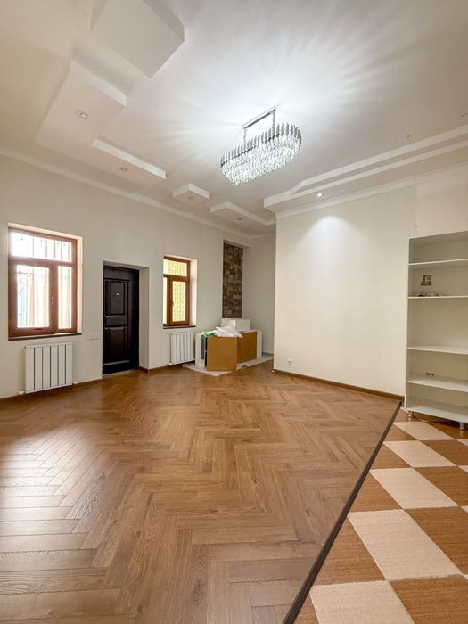 Продам 4.1сот 6ком ул.Циолковского Никитина / бассейн / 2 этажа