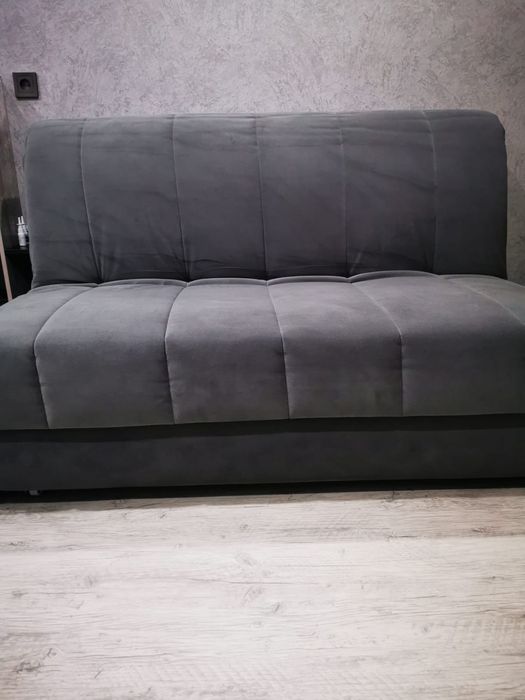 Продаются  2 дивана