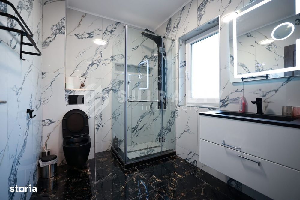 Apartament modern, 3 camere, parcare, bloc nou- zona Iulius Mall