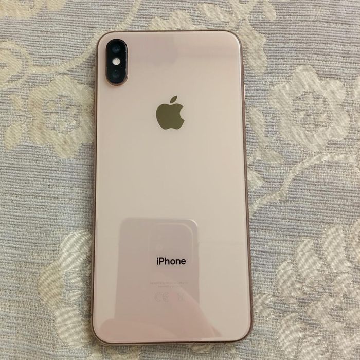 iPhone XS Max 64 ГБ, Face ID, True Tone, всё работает' Торг имеется!!