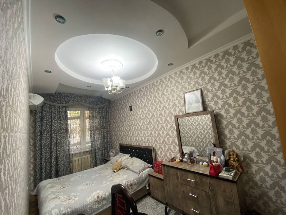 Продаётся 4-комнатная квартира