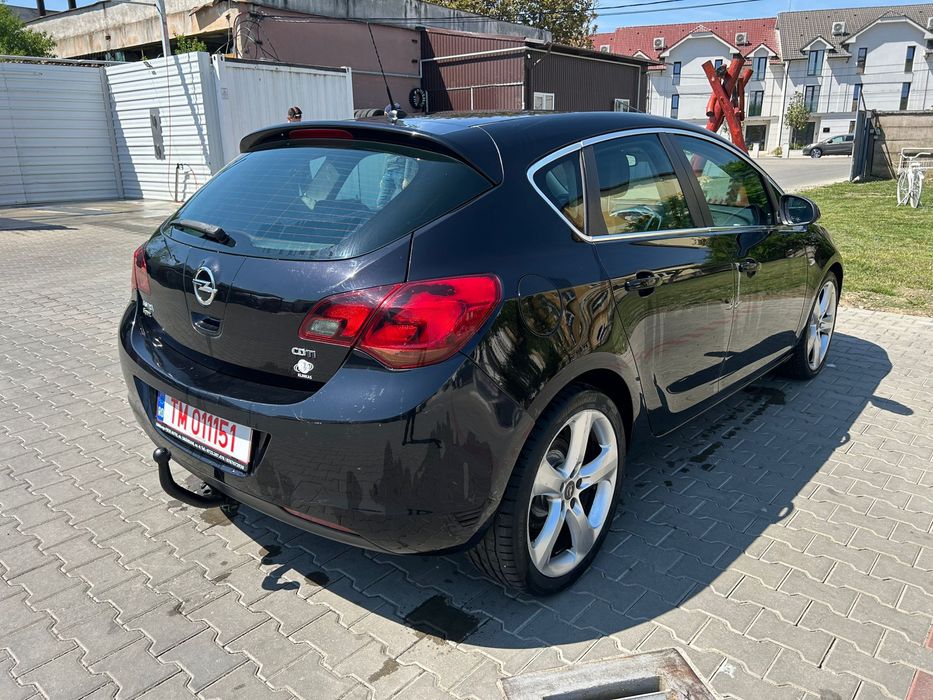 OPEL Astra 2011 — imagine 2