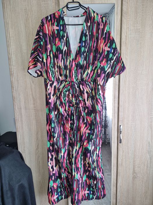 Rochie casual mărimea 48 multicolor ca nouă
