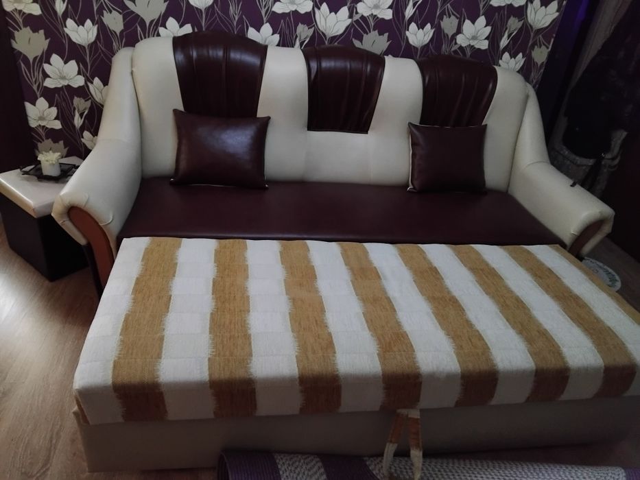 Canapea piele ecologică