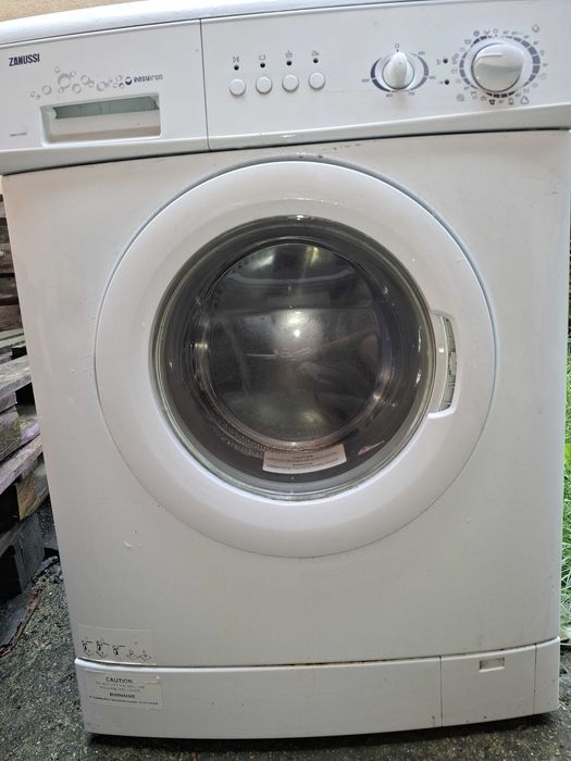 Пералня ZANUSSI за части