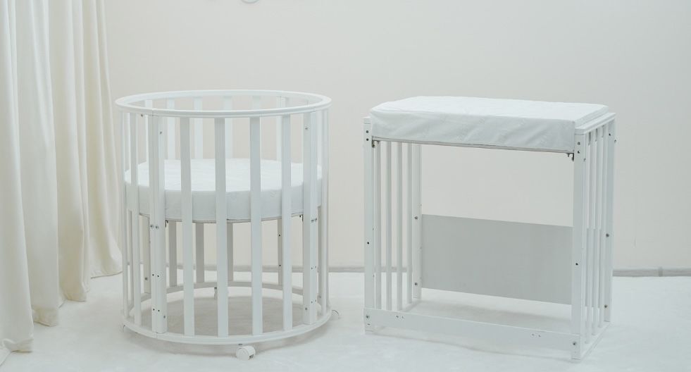 Продам кроватку трансформер с маятником