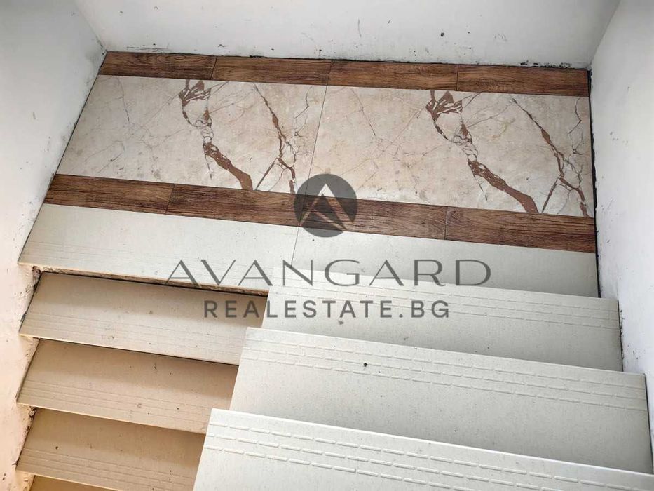 Продава се Двустаен апартамент в Пловдив, Кючук Париж - 68 кв.м за 1234 €/кв.м - Снимка #8