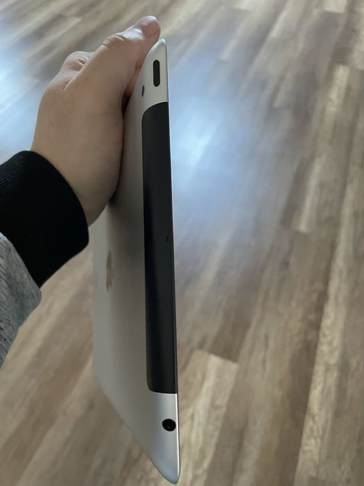 iPad 64GB memorie (detalii intreg sistemul in poza)