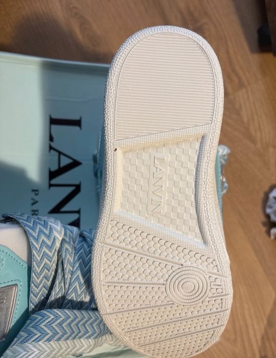 Lanvin curb blue