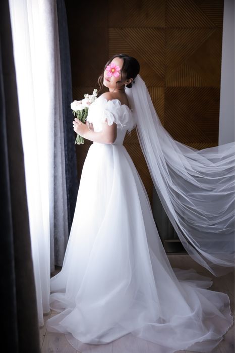 Свадебное платье 2025 года