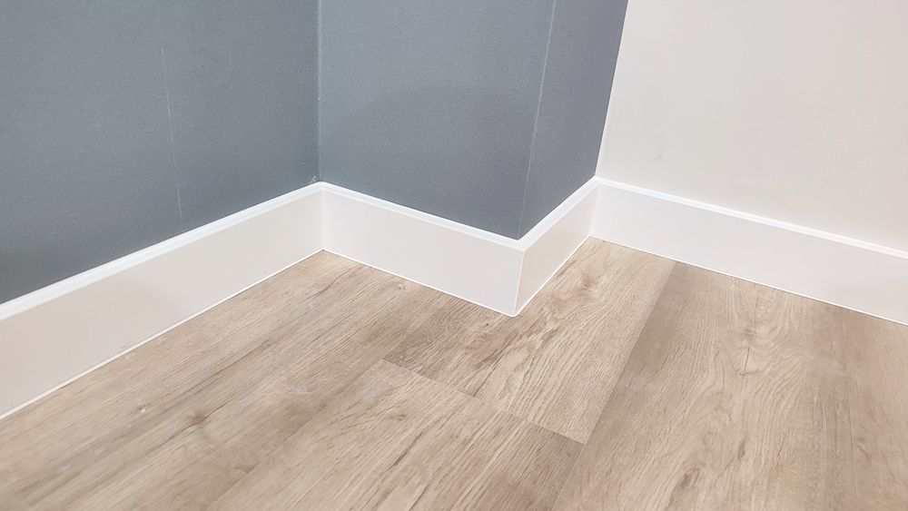 Немецкий плинтус Dollken