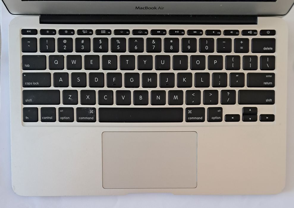 Mackbook Air 11-inch 2014