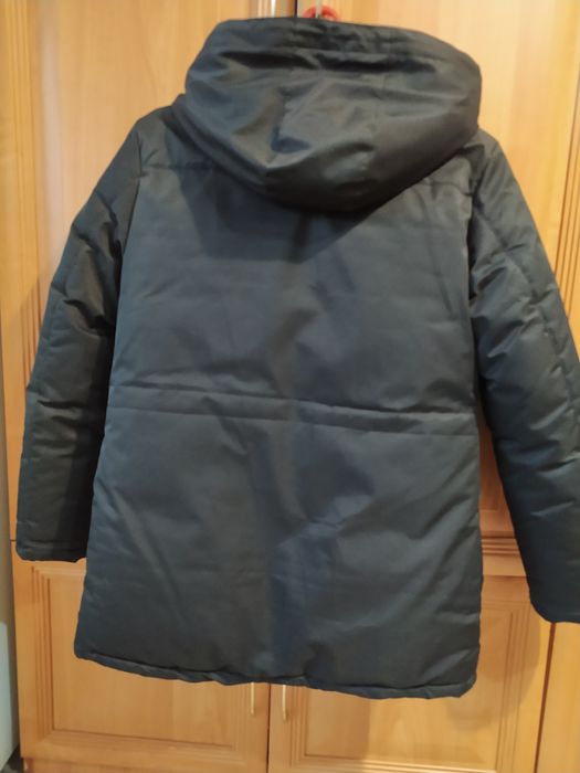 Продам зимнюю куртку.