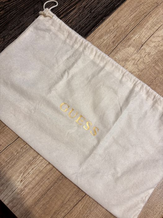 GUESS розова чанта