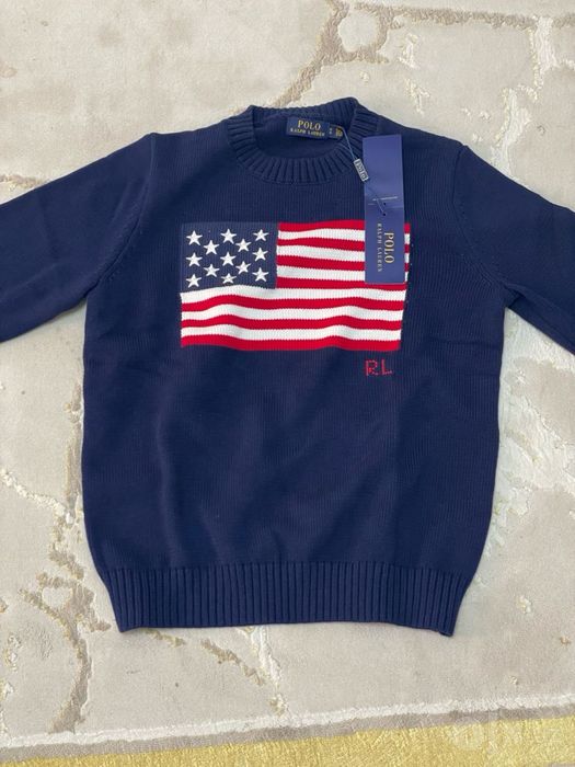 American sweater sotiladi
