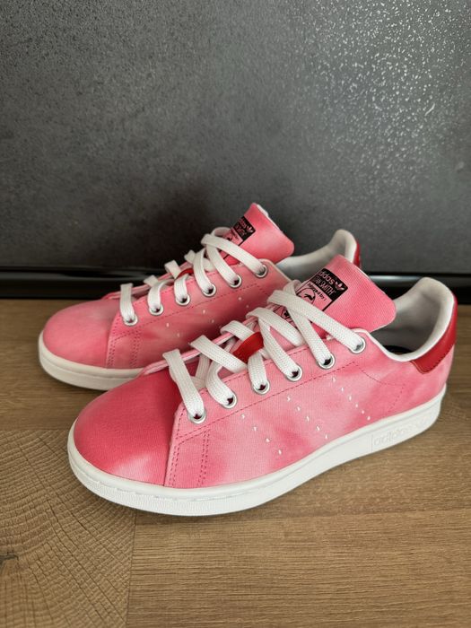 Оригинални кецове adidas Pharrell Williams