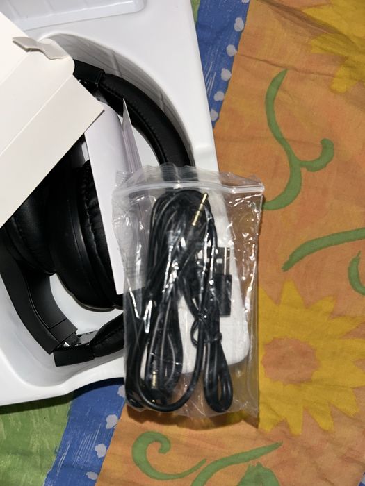 Vând căști Riversong Rhythm L Wireless