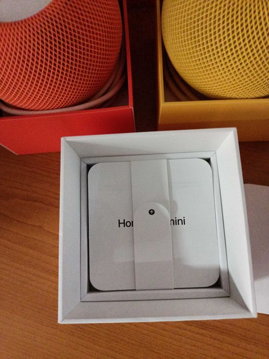 Apple Homepod mini galben, portocaliu