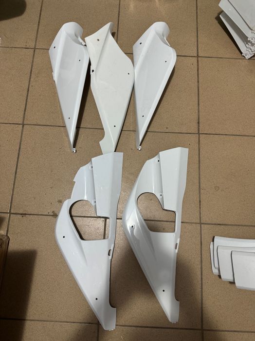 Vând carene yamaha yzf r125 2008-2022